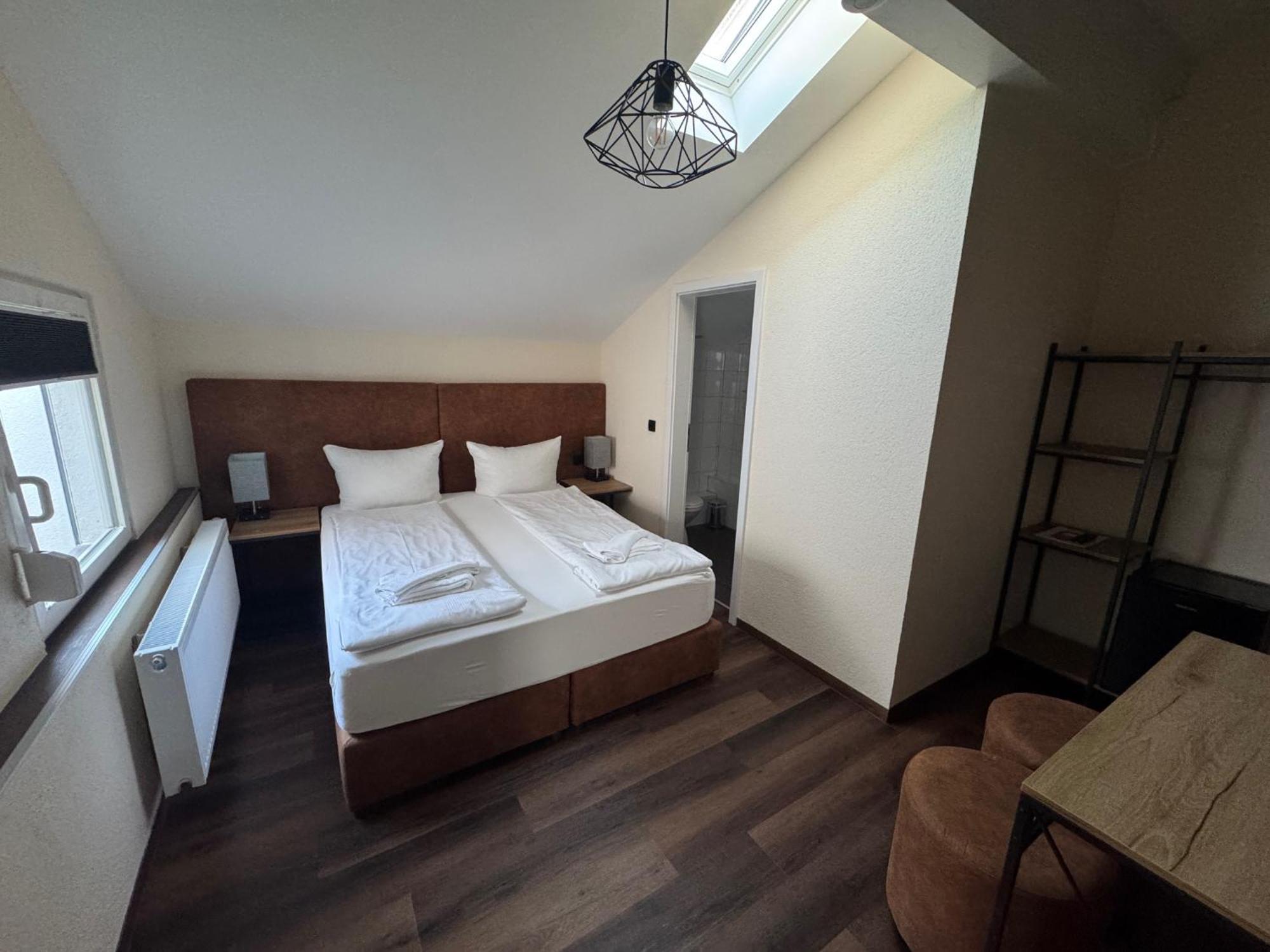 Hotel Capitol Zentrum - 24H - Friedrichshafen Eksteriør bilde